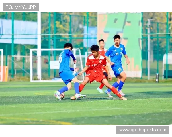 “青少年足球赛场上涌现许多新星，未来可期”，2021年有哪些青少年足球比赛